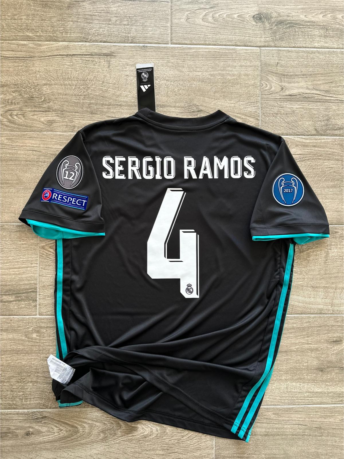Real Madrid 2017-2018 deplasman “Sergio Ramos” forması